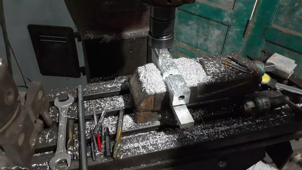 Proses milling chamber menggunakan dovetail