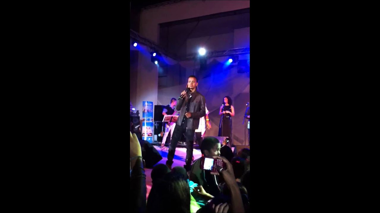 Jotta A. Live! 'Draw me close to you'