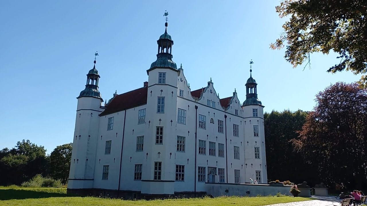 Unterwegs mit dem Deutschlandticket: Ahrensburg
