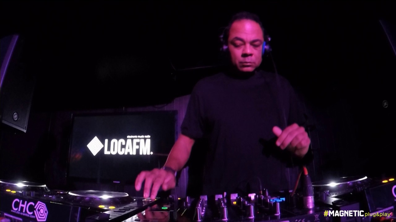 Tim Baker en Magnetic Plug&Play