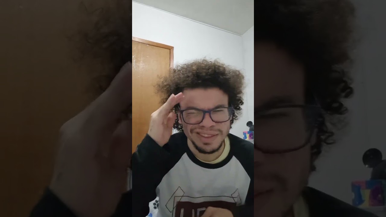 sinal de RECONHECER em Libras