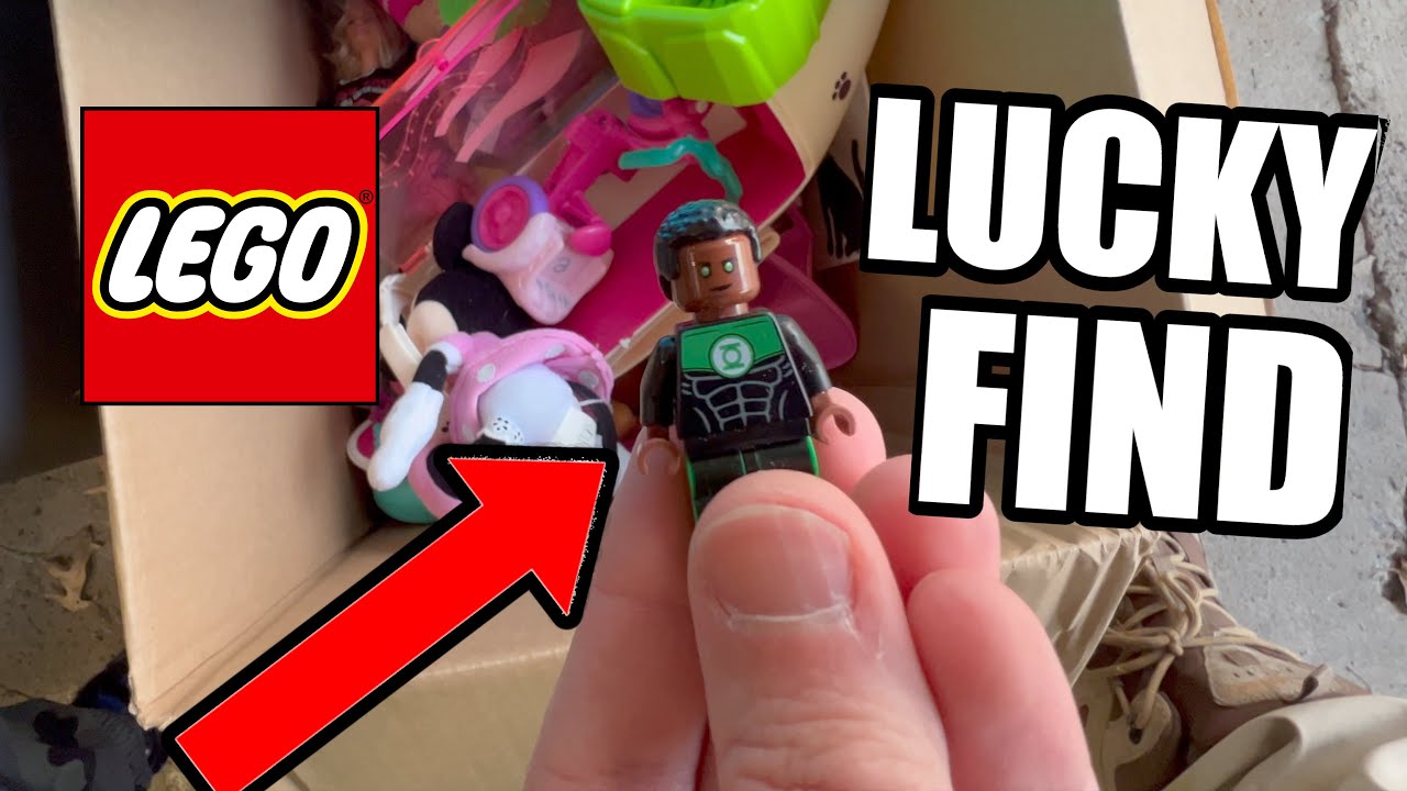 25 Cent LEGO Minifigure Yard Sale Score & Bonus Finds