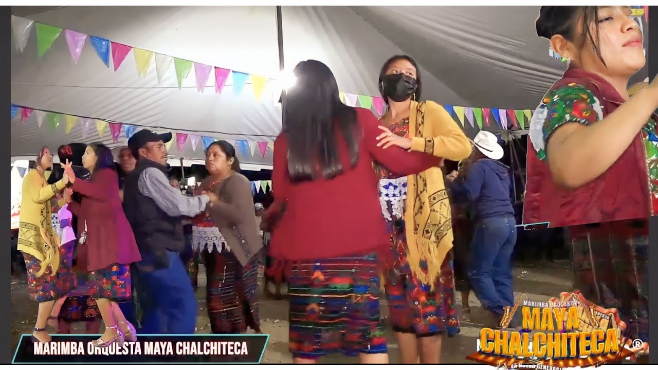 Marimba Orquesta Maya Chalchiteca En Su Presentación Originarios de Aguacatán Huehuetenango