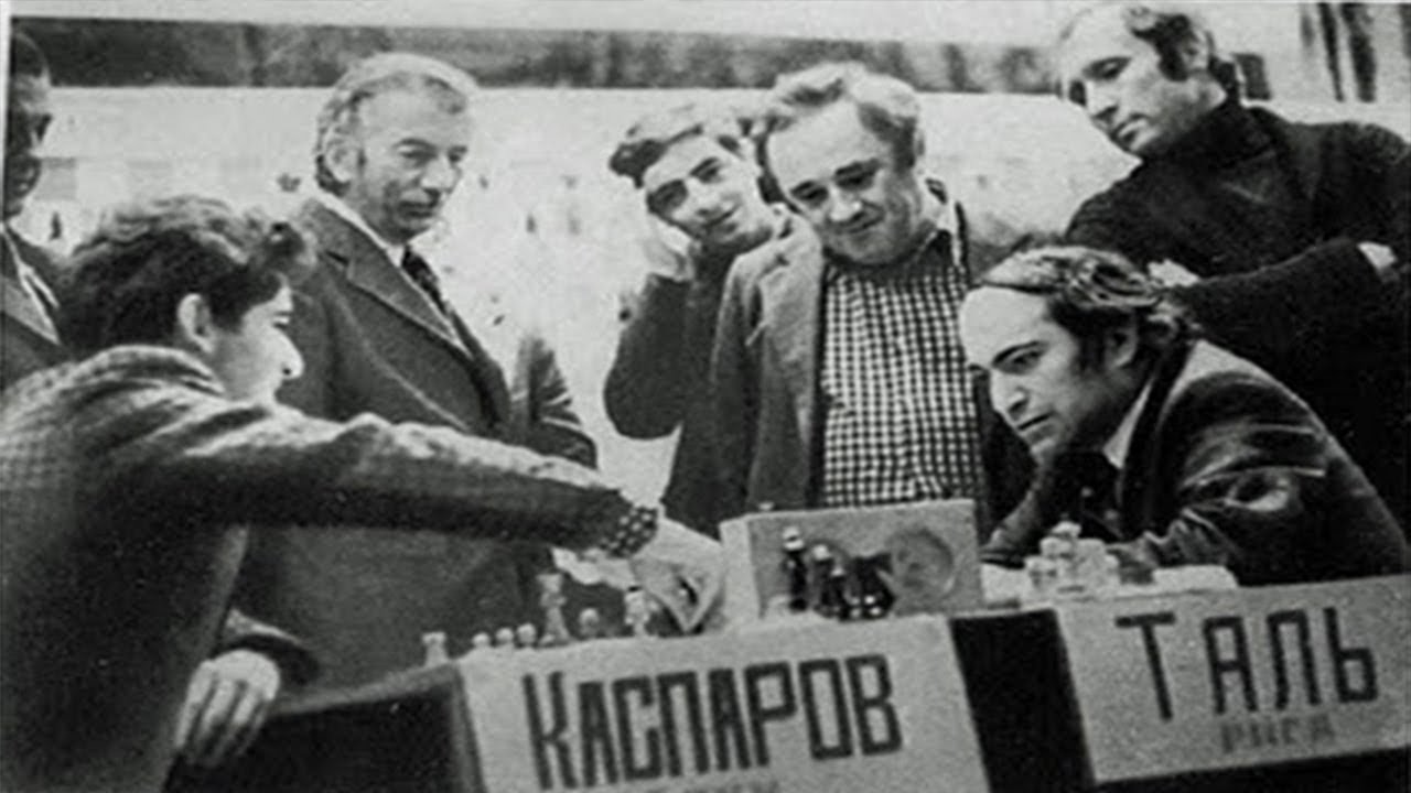 🔥 El Ataque más LOCO de Mikhail Tal ¡Kasparov QUEDÓ en SHOCK! (17 Años vs Leyenda)