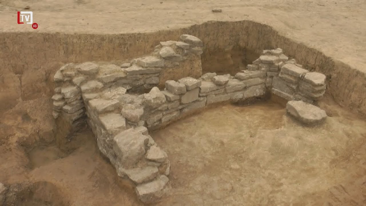 [Arch&iacute;v TV Levoča] Archeol&oacute;govia objavili pri Levoči stredovek&eacute; h&aacute;mre    (September 2012)