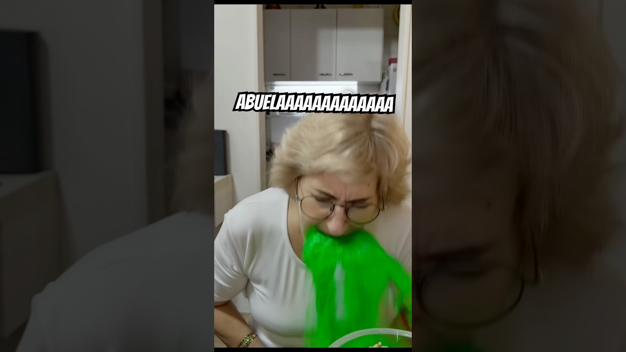 MI ABUELA VOMITO AL VERME
