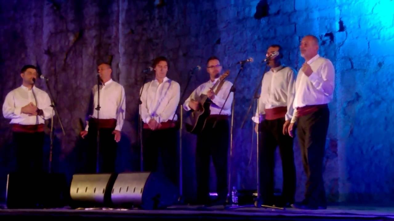 Mirno spavaj ruzo moja - Klapa Contra