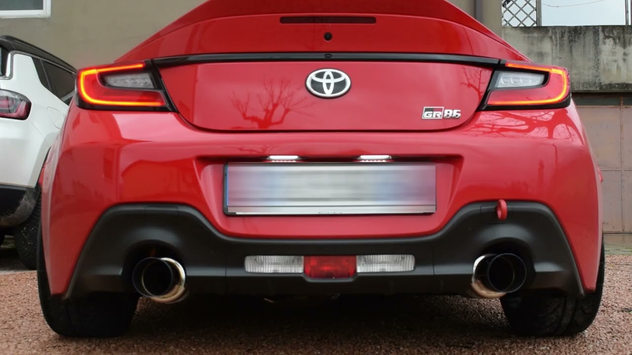 Toyota GR86 exhaust - Tomei UEL e HKS Hi-Power Spec-L