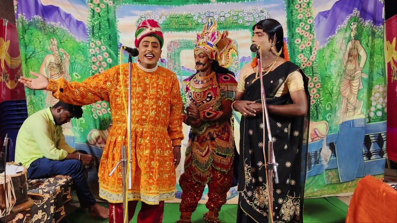 చిన్నమ్మ కథలో!! ఆడబిడ్డ ఈ వయసులో ఎందుకు  అమ్మ!!