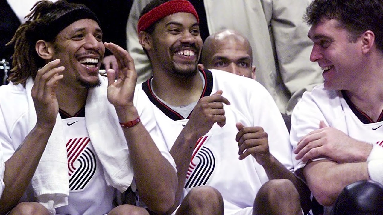 Presser: Trail Blazers welcome back members of the 99-2000 squad!