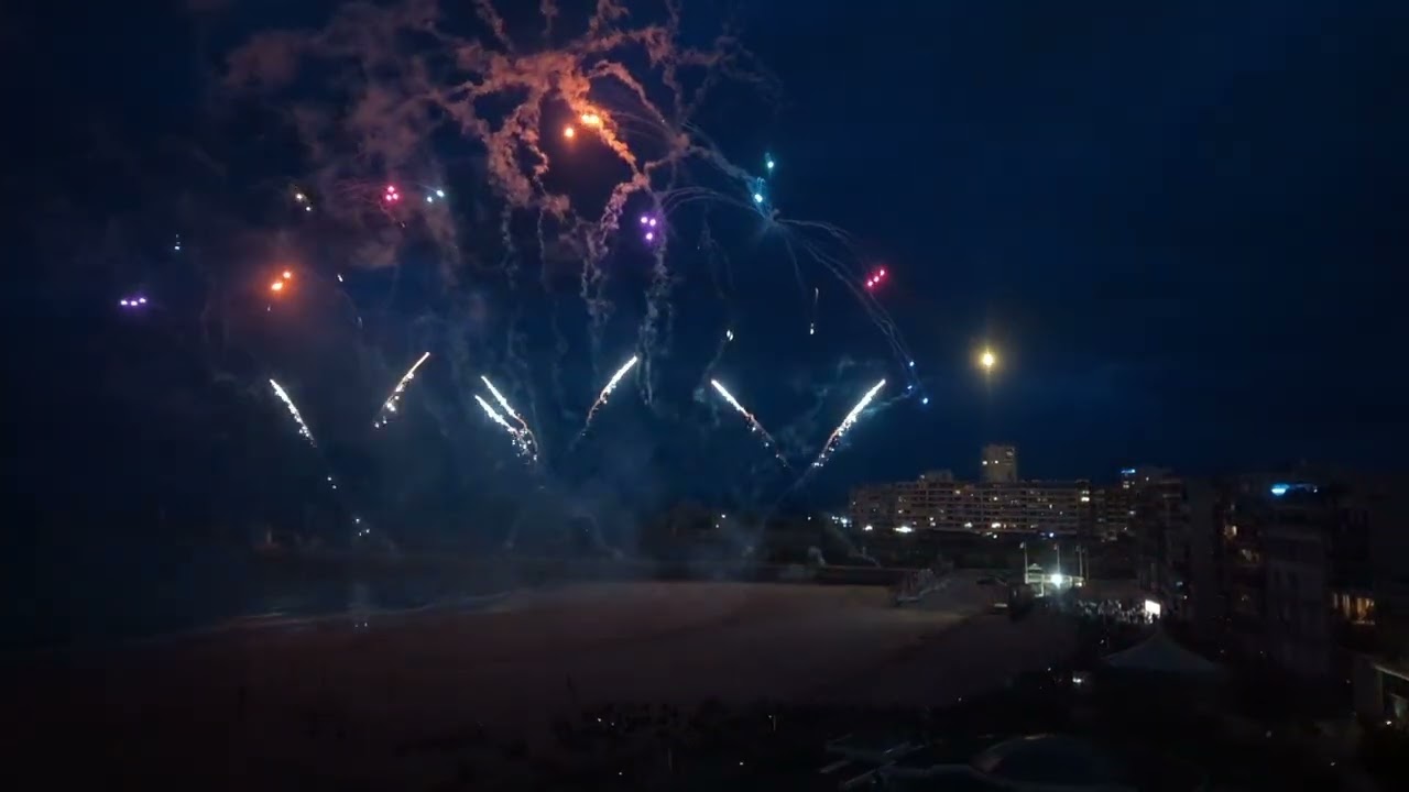 Feu d'artifice les sables d'Olonne 14 Juillet 2023