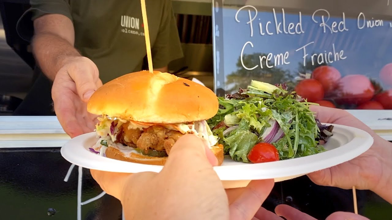 Di Arie Wine Tasting Room Serves Burgers & Food by Taste-A-Go-Go