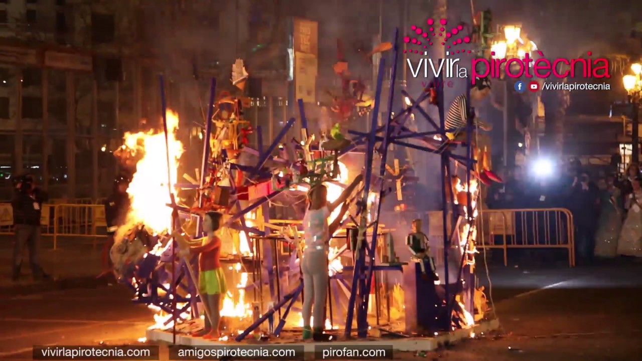 Fallas Valencia 2017, Cremà Falla Municipal Infantil, Pirotecnia Hermanos Caballer