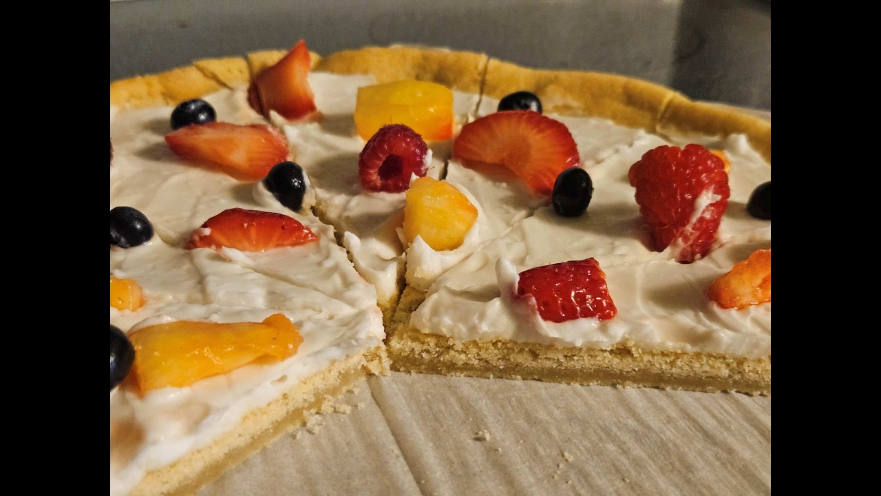 Sugar Cookie Pizza #alphagal #egglesscookiesrecipe #dairyfreedessert