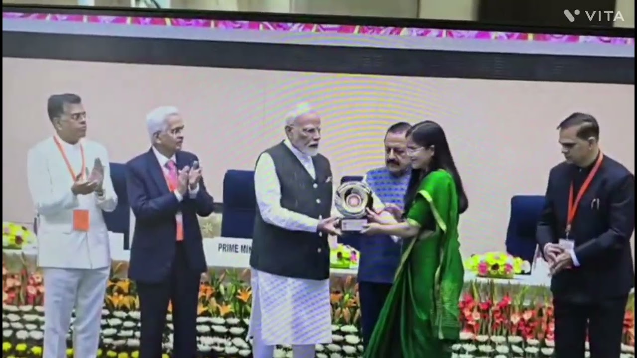 D C Kupwara Ms. Ayushi Sudan (IAS) receives accolades for obtaining the PM's award