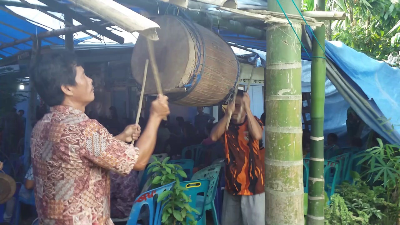 Salah satu alat tradisional nias