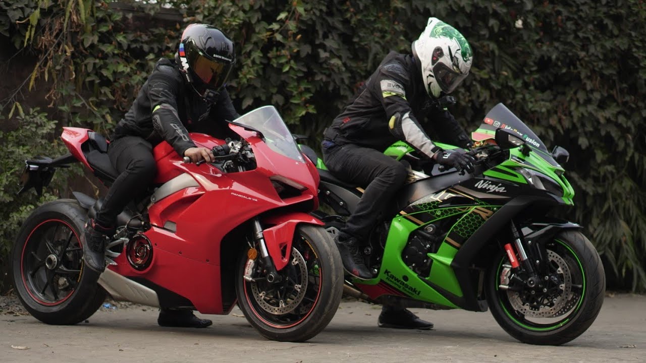 Ducati Panigale V4 Vs Kawasaki ZX10R | Drag Race | Ducati Ne Pagal Kar diya😱