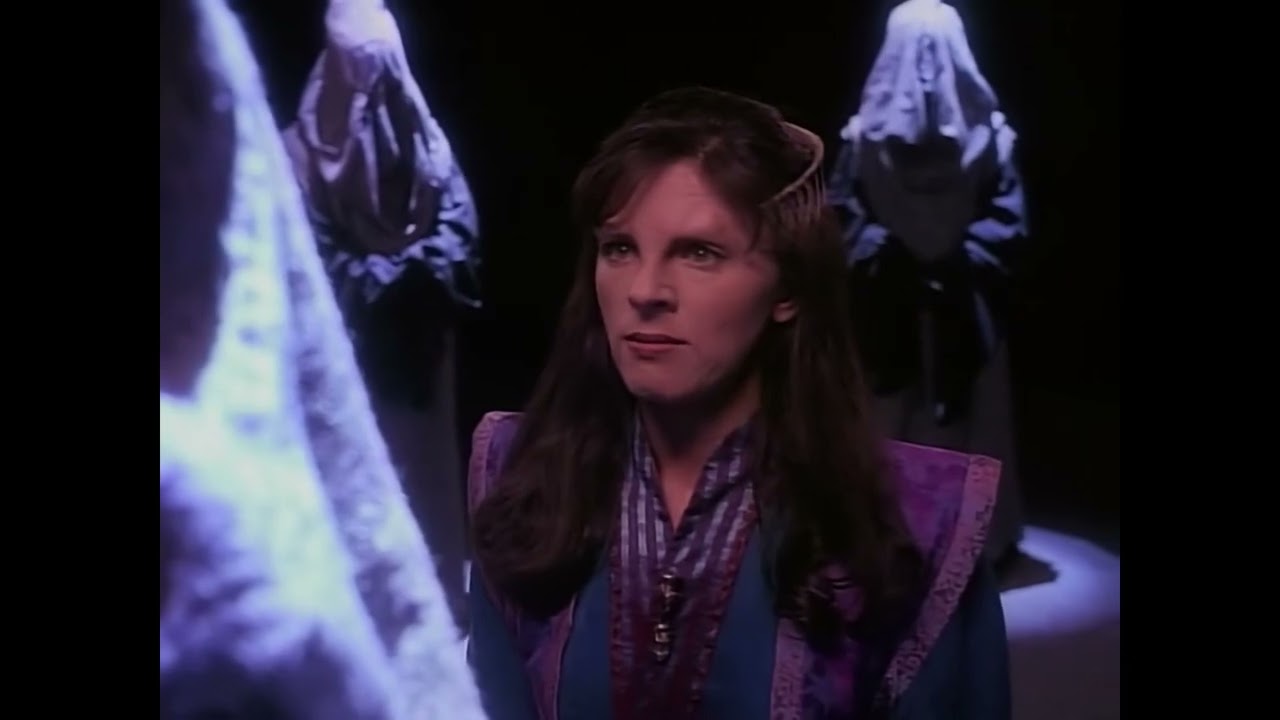 Delenn being awesome part two   Babylon 5 S03E10 Severed Dreams