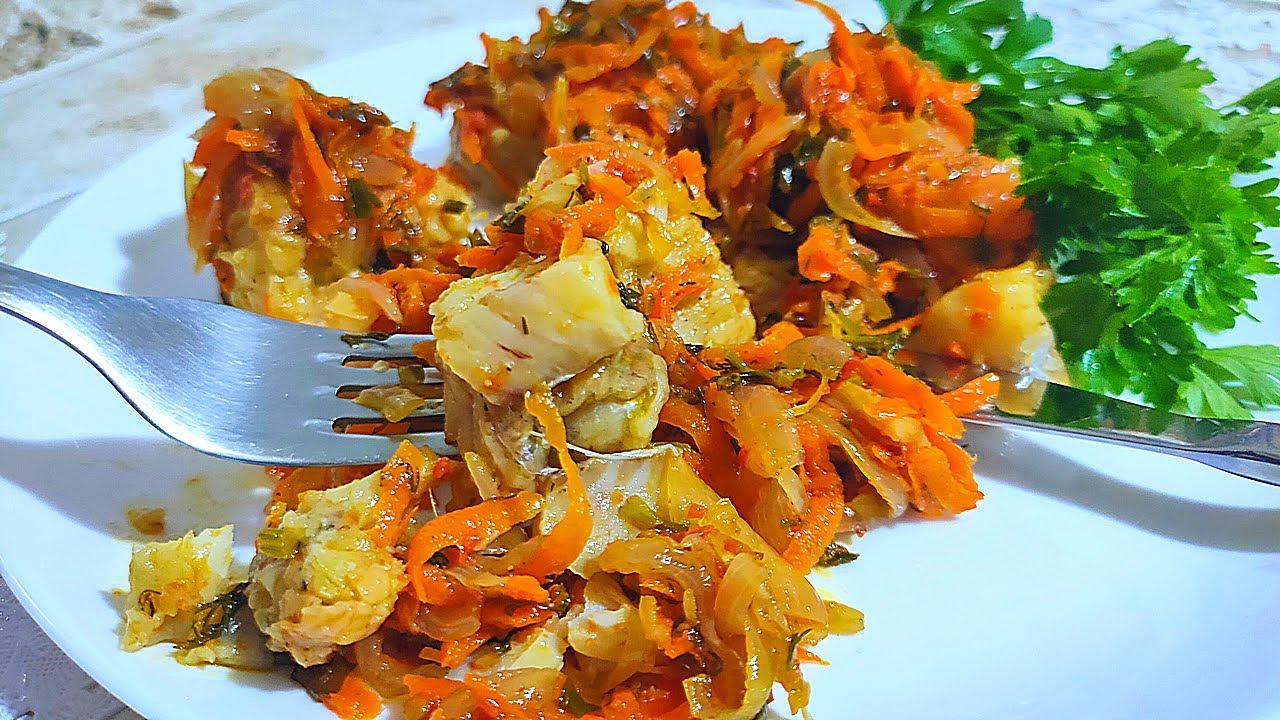 РЫБА ХЕК С МОРКОВЬЮ И ЛУКОМ🥘Ольгины Рецепты.