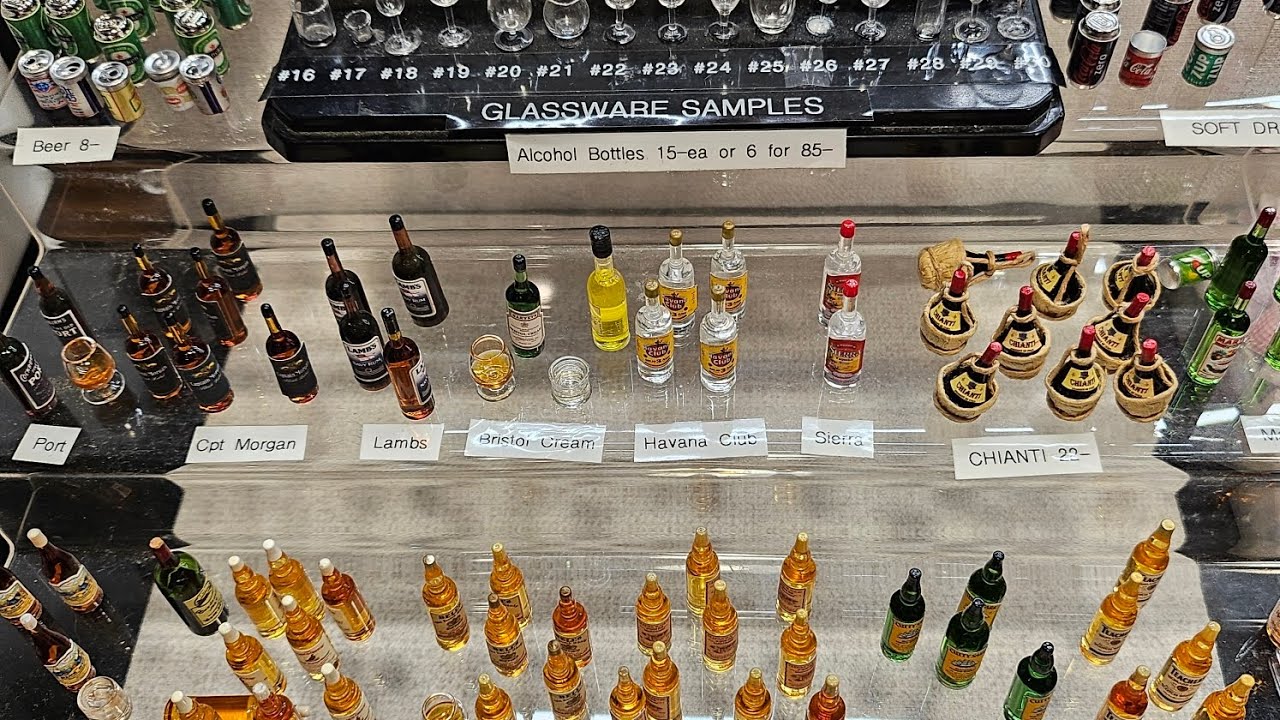Miniature Dollhouse items at The Little Dollhouse Company Booth-IGMA September 2024