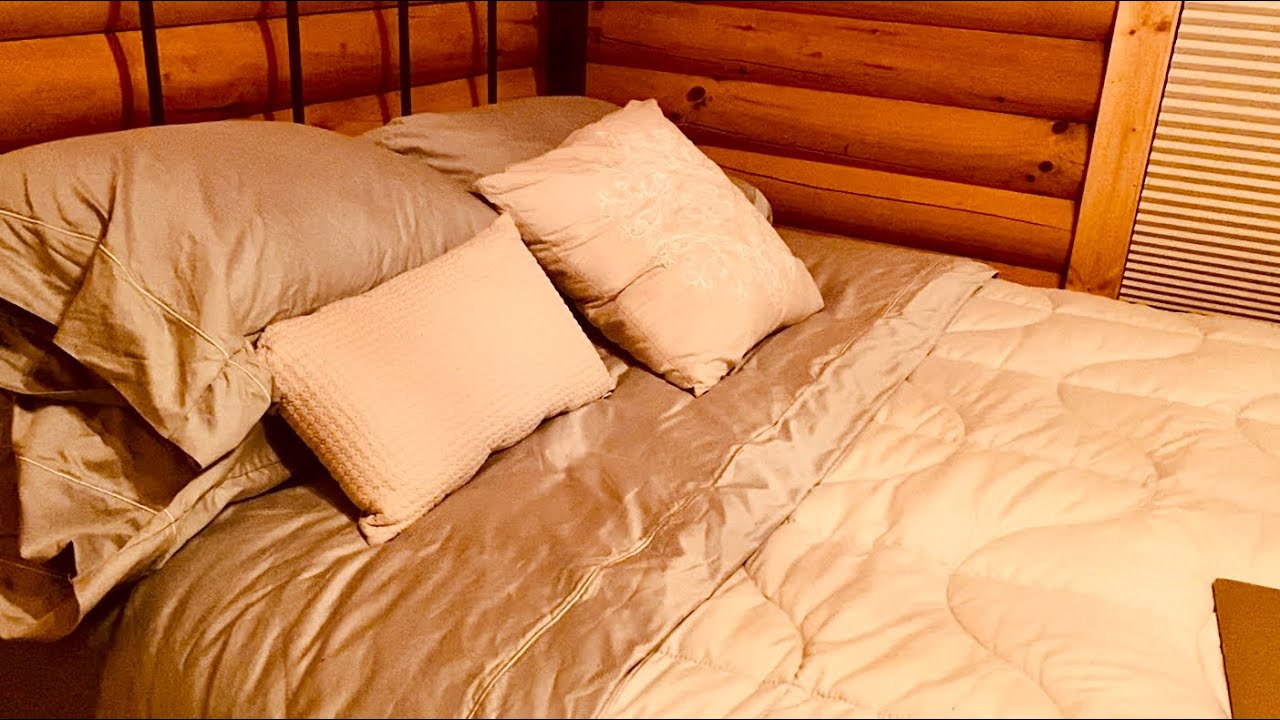ASMR CABIN BEDSHEET SCRATCHING |BRUSHING | TRACING