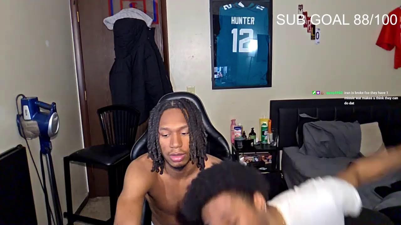 ! Roast Us ! Discord ! BIG NEWS !