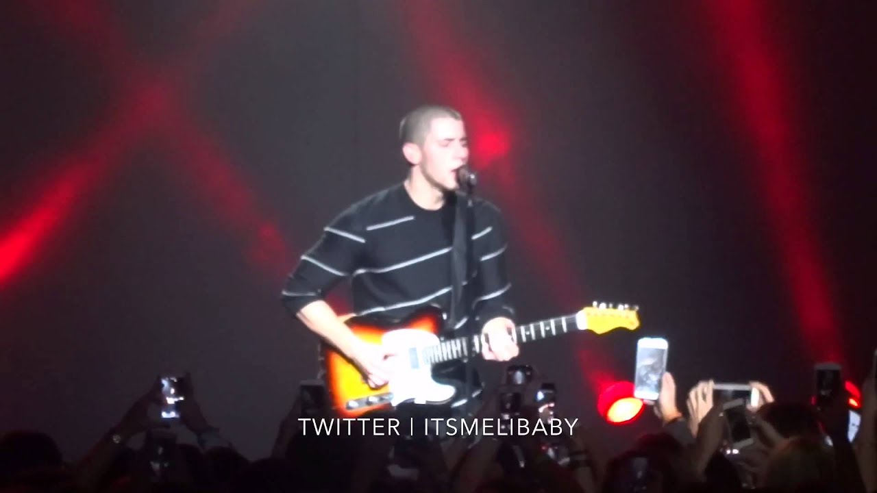 Nick Jonas - Rose Garden LIVE 9/27/15 Miami