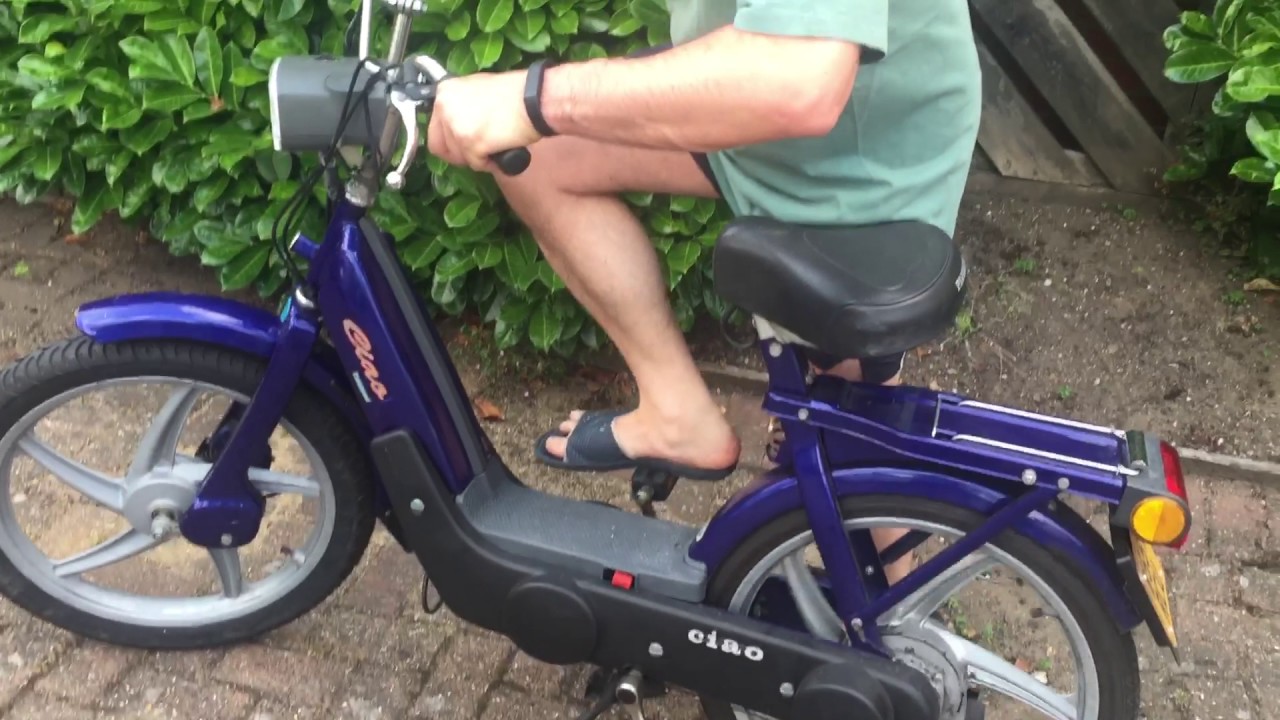 Piaggio Ciao Vespa Px Presentation.