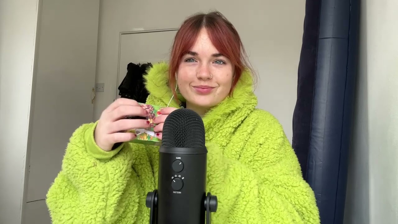 ASMR MOUTHSOUNDS Y TAPPING (sin hablar/ no talking) ❤️