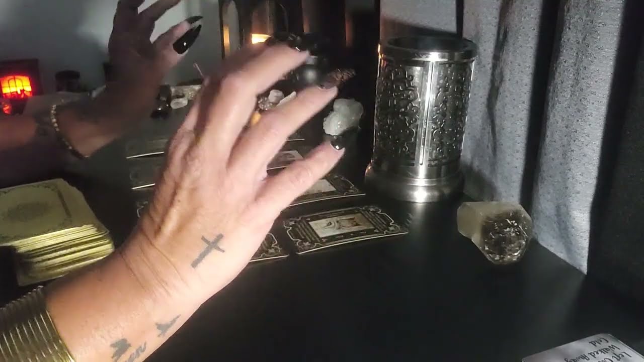 Коллективное чтение🔮 Самооценка: можно многому научиться, обязательно досмотрите до конца 🖤✨️