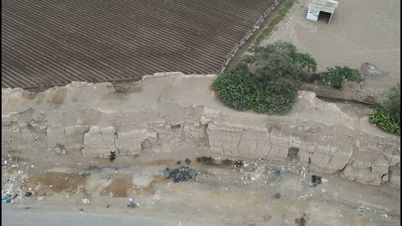 Muralla de Chuquitanta Sector 1