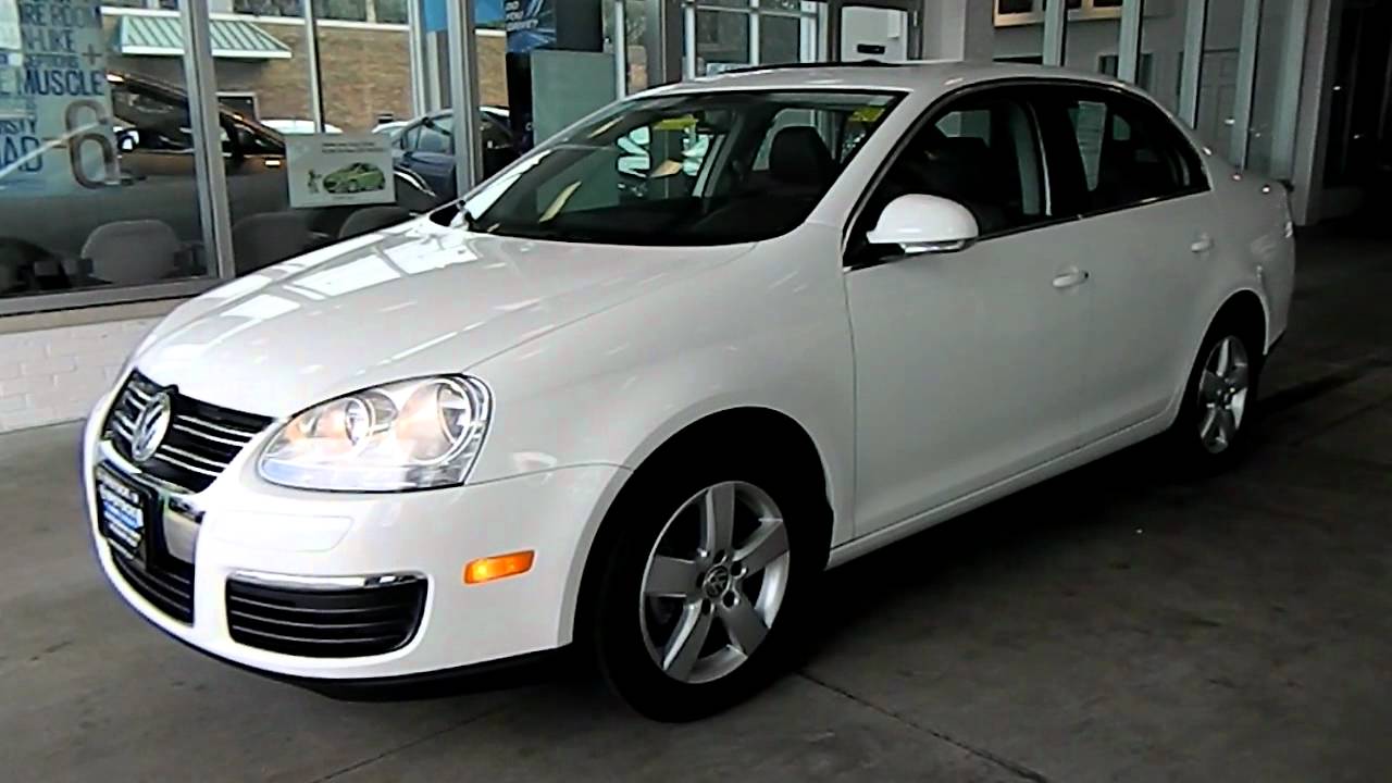 Candy White 2009 VW Jetta 2.5 SE @ Eastside Volkswagen in Cleveland, Ohio