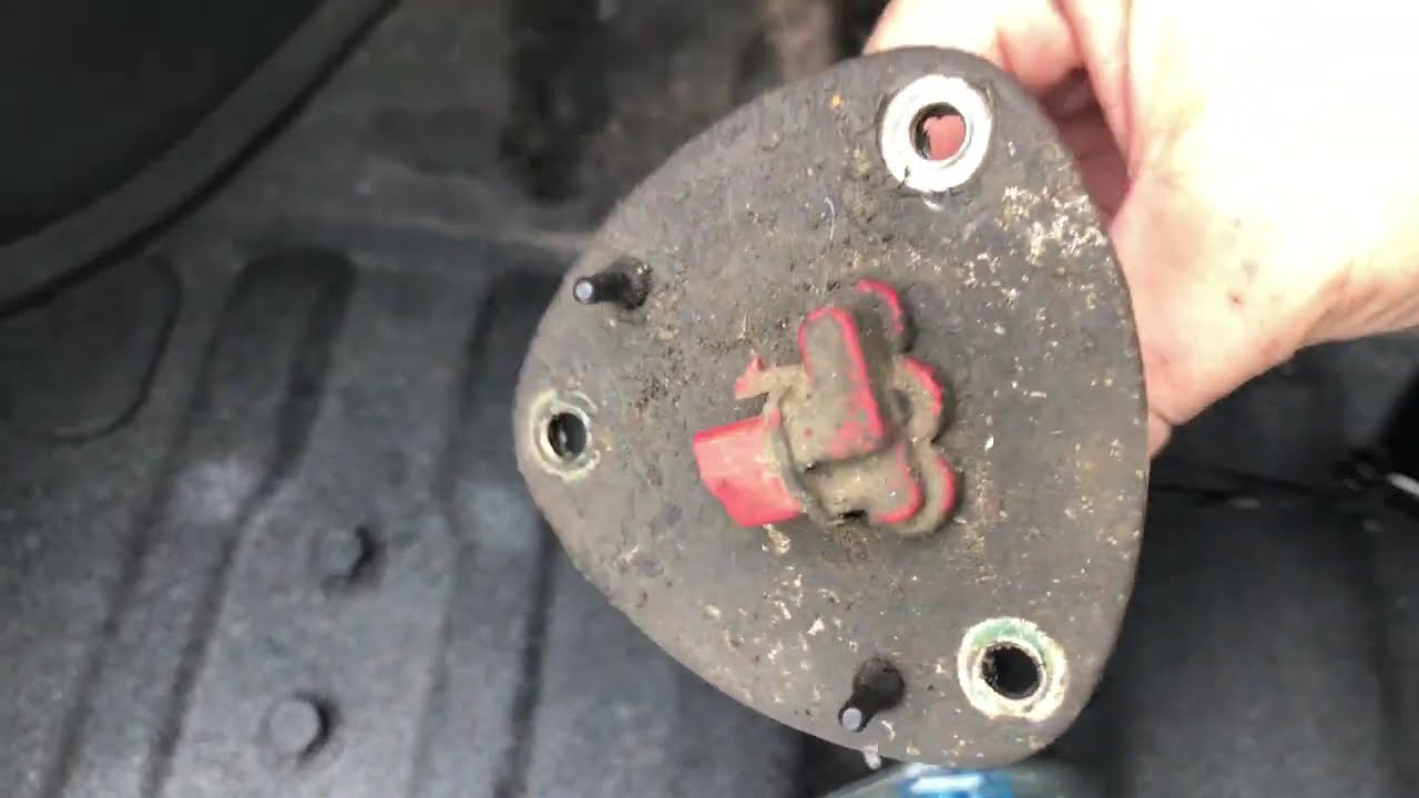 HOW TO: FUEL LEVEL SENDER REPLACEMENT REPAIR FIX gauge Mitsubishi Pajero L200 Montero Shogun Delica