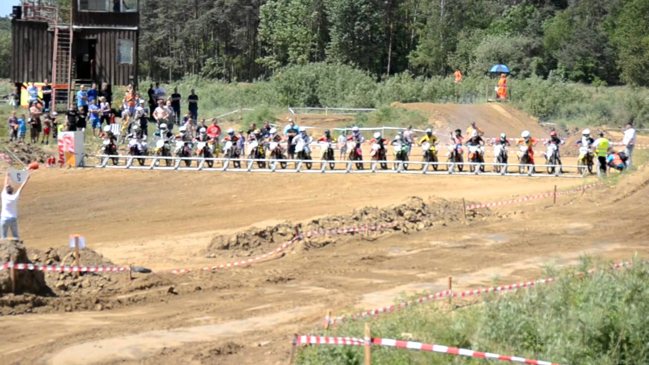 Start der 65er und 85er Motocrosser auf dem Uhlenköperring