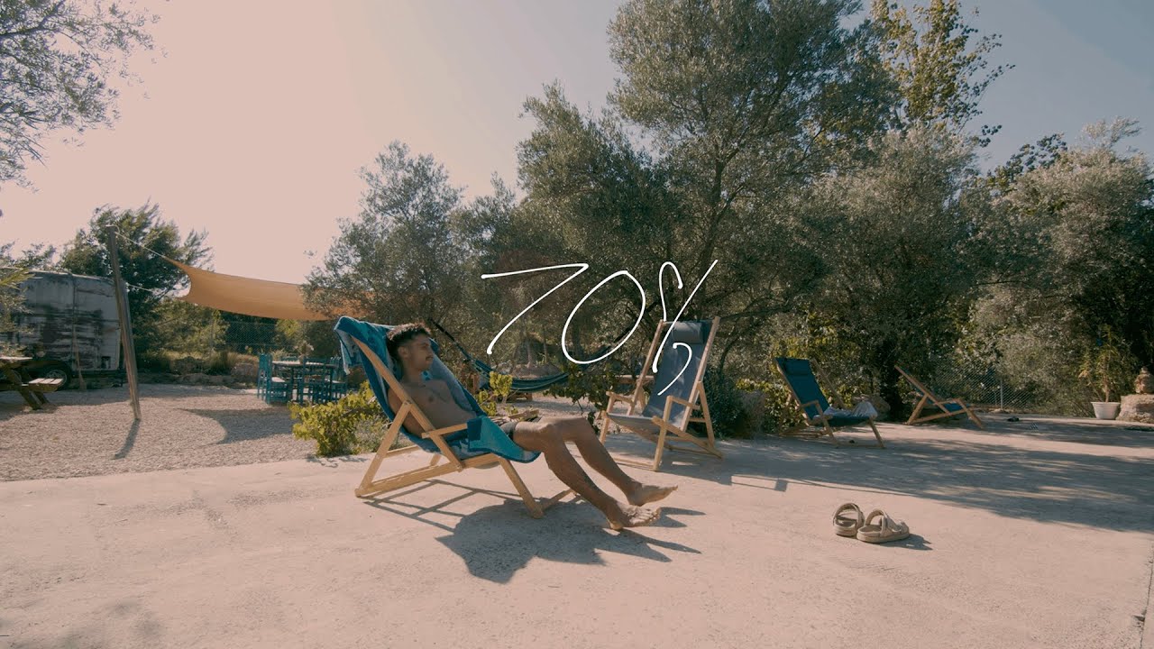 C Marí, Blnco - Tan Lines