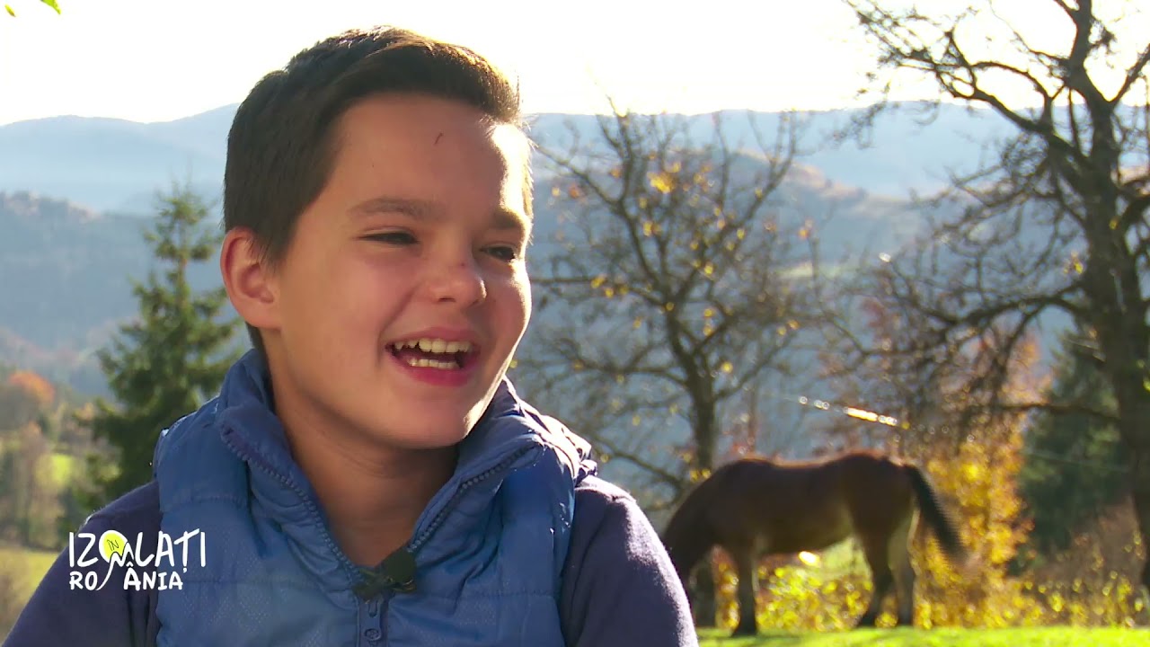 Izolaţi în România: Omul e ca frunza. Cum trece viața omului în Munții Apuseni (@TVR1)