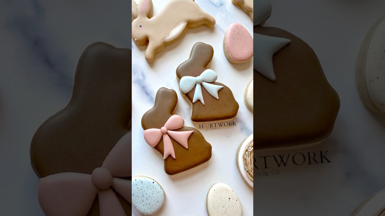 Classes | Cookie Cutters | Recipes & more - link in bio #cookiedecorating #easterbunny #cookievideos