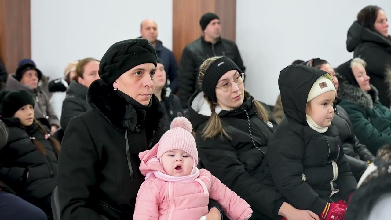 Frumusețea sărbătorilor de iarnă în comuna Comanești