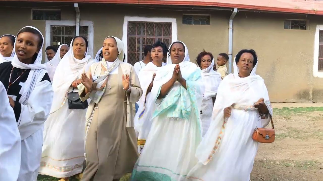 የአባ ኃይለ ሚካኤል (ምንተስኖት)ዘማህበረ ኮምቦኒ ማዕረገ ክህነት! Priestly Ordination of Fr. Hailemicael (Minte) MCCJ!