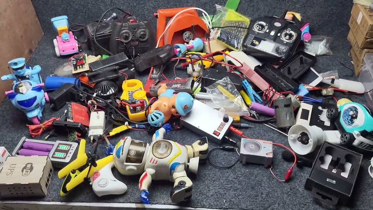 Breaking and opening fan motor and toys motor for DIY Homemade idea II Scrap Yard Tech