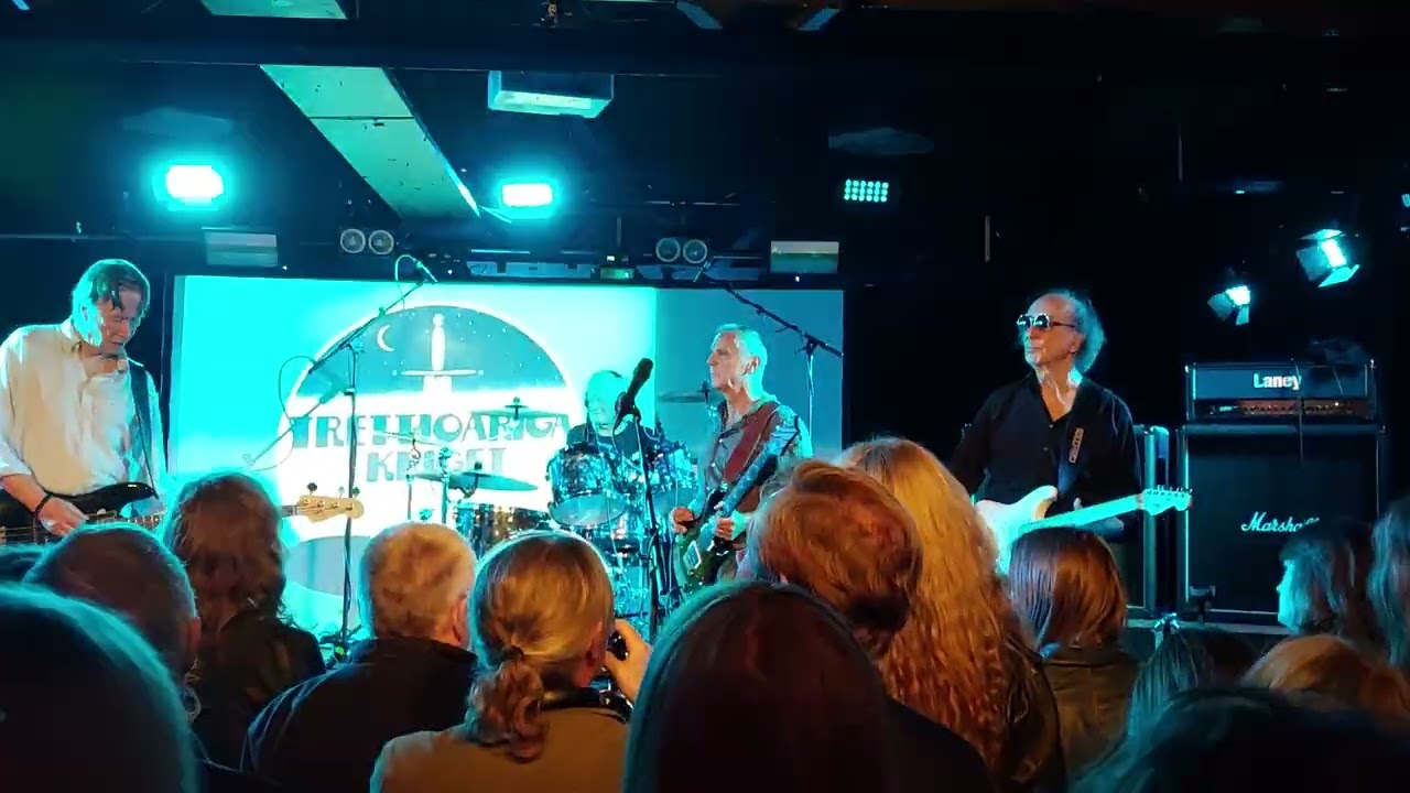 TRETTIOÅRIGA KRIGET, STOCKHOLM, KOLLEKTIVET LIVET, SEPTEMBER 25, 2025, En kväll hos X
