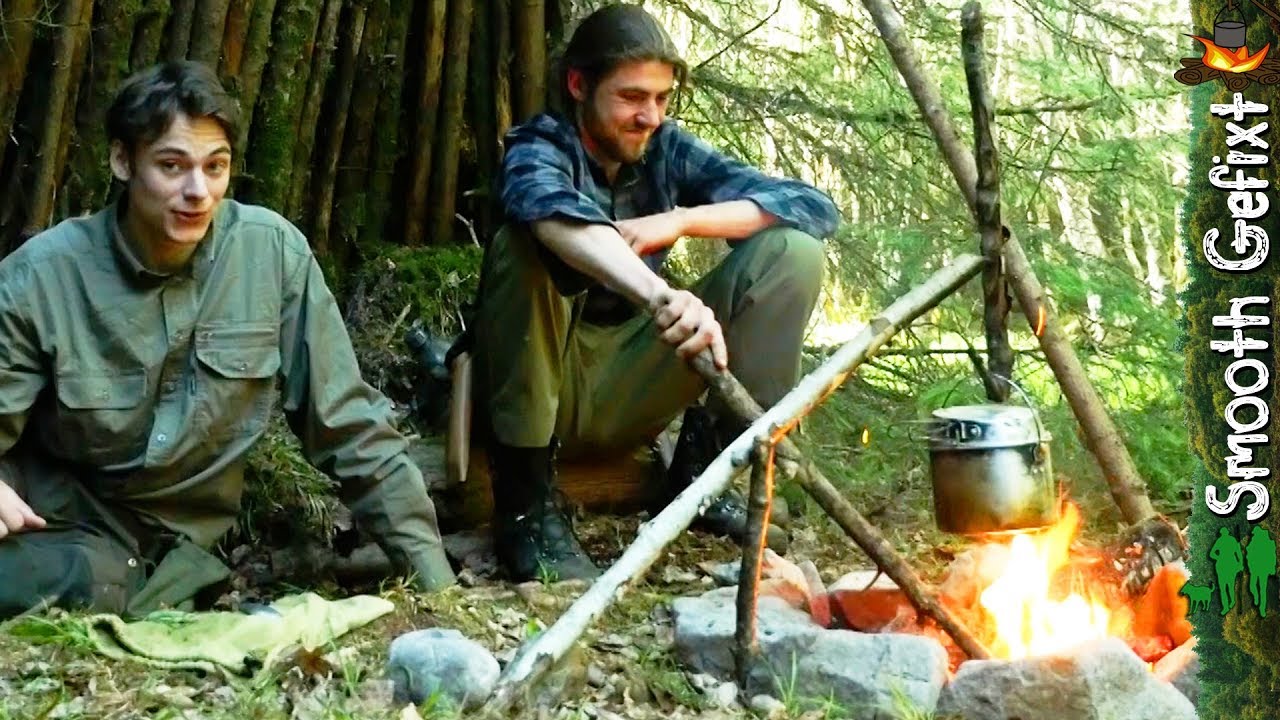 Bushcraft Camp on a Summerday  -  Natural Shelter, Wild Edibles, Upcoming trips…