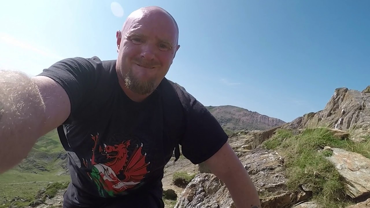 Y Lliwedd full ascent from Watkin path (July 2019)