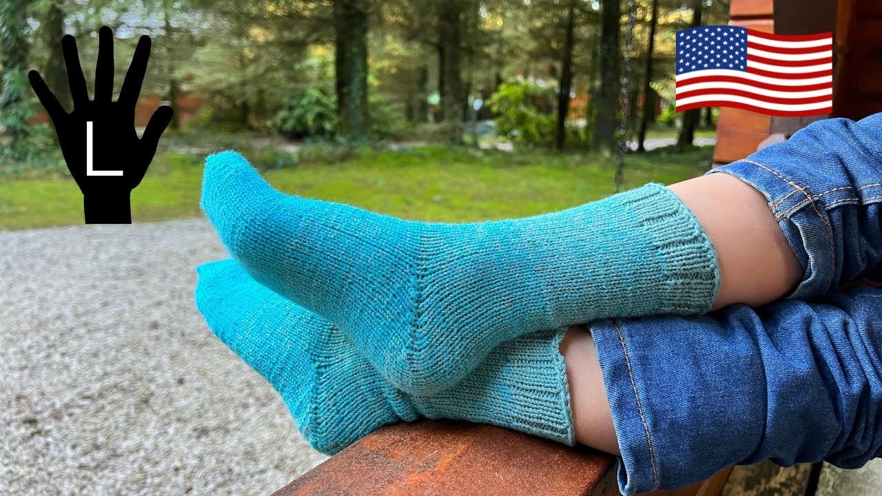 Lefthanded toe-up socks beginner knitting tutorial - Woolpedia