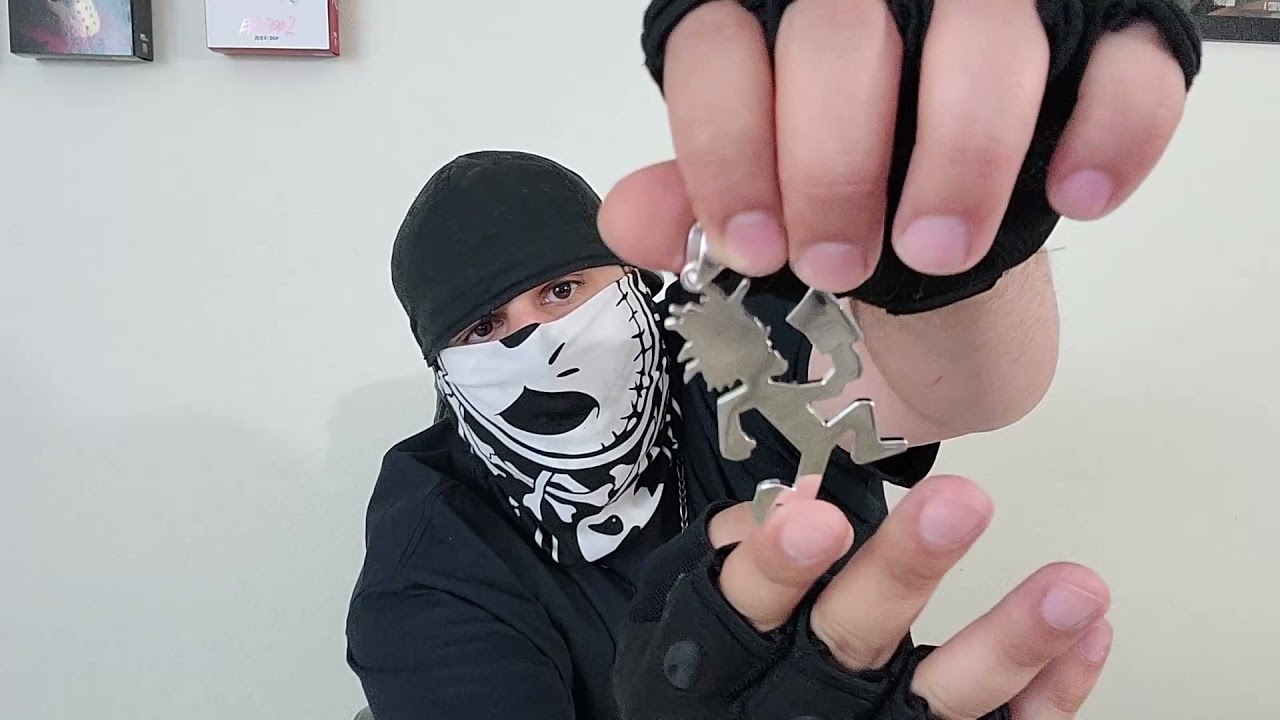 Bloody Hatchet's Horrorcore Unboxing: Hatchetman Charm 2021