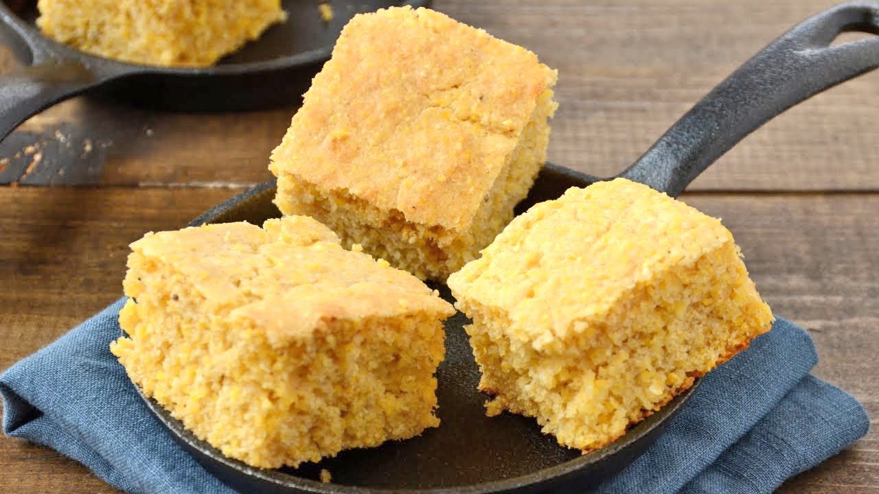 EASY One Bowl Gluten-Free Cornbread: Quick & Delicious Recipe!