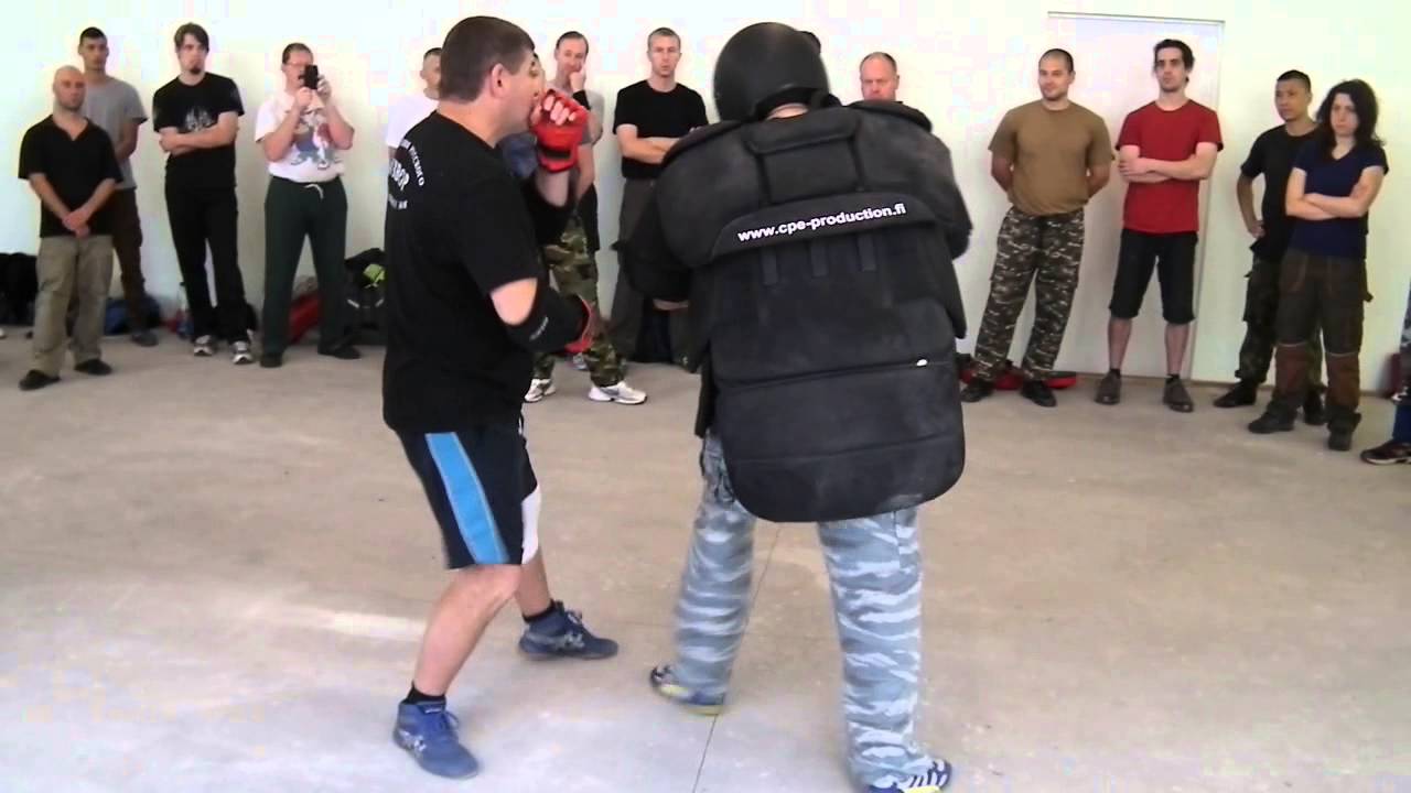 Application of striking in the Russian Martial Art IZVOR