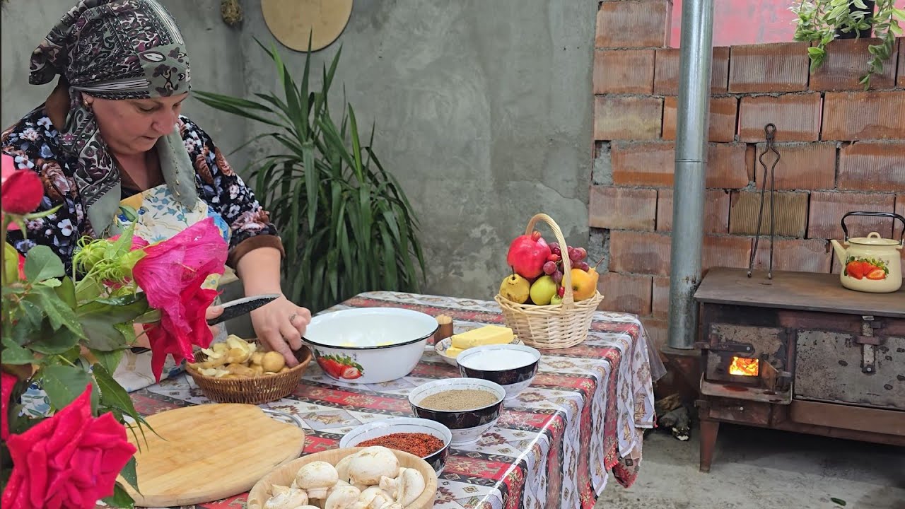 A Quiet Snowy Day in the Village ❄️🔥 | Grandma’s Secrets on What She Cooks on the Wood Fire