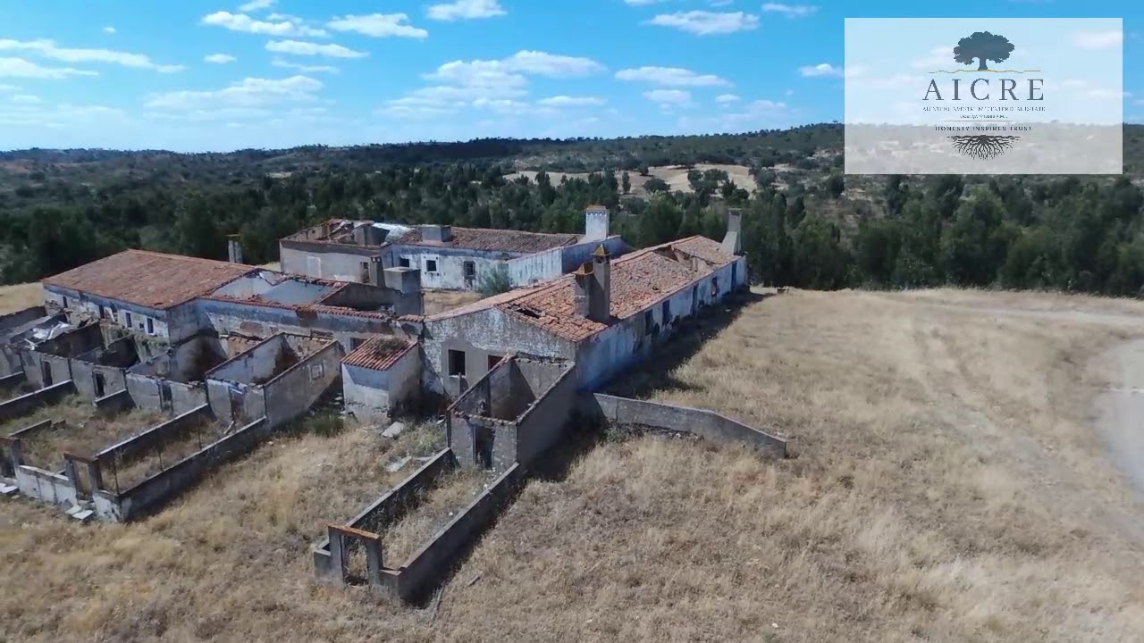 Herdade com 500 ha na margem do Alqueva