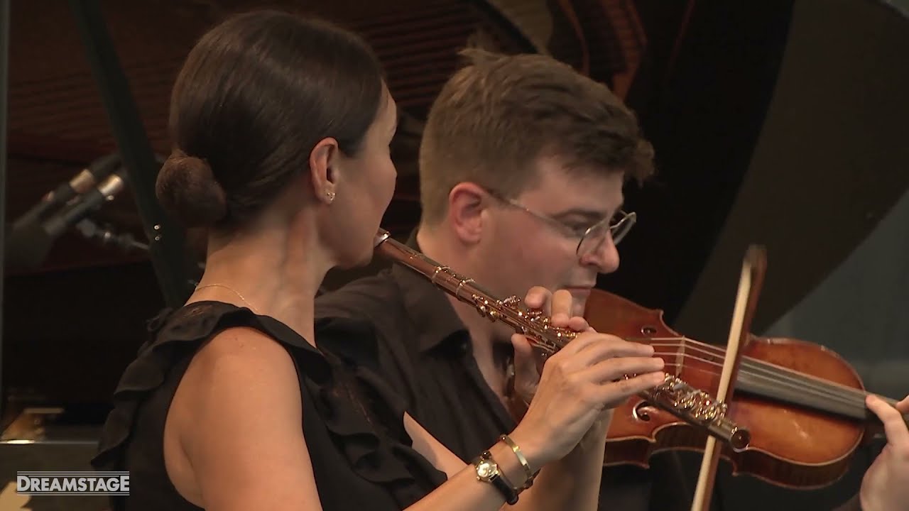 Moritzburg Festival - Wolfgang Amadeus Mozart Flute quartet no. 1 D major